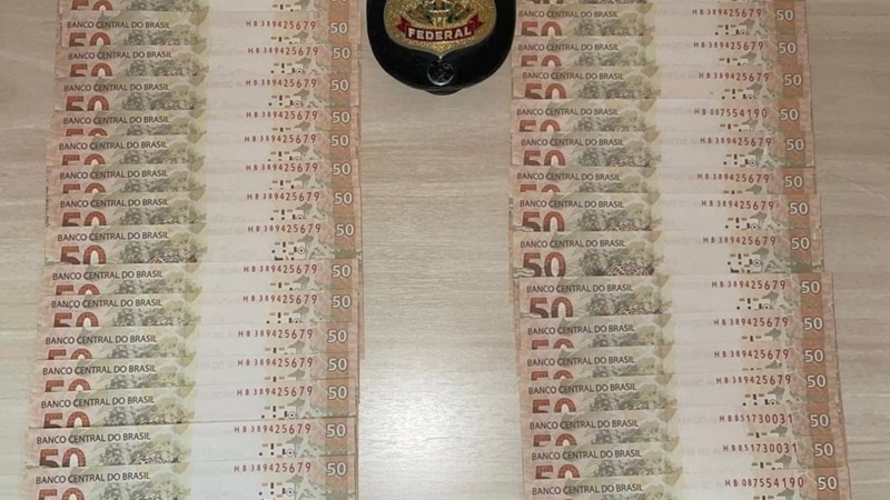 Policia Federal prende homem com 2 mil reais em notas falsas em CM