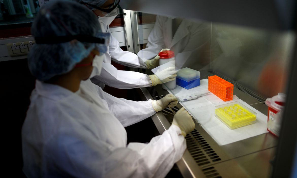 Paraná tem quatro laboratórios habilitados para ajudar nos testes