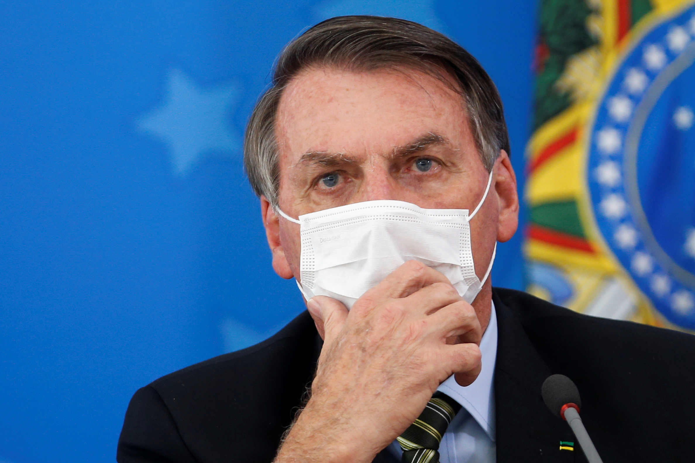 Bolsonaro diz que Brasil receberá matéria-prima da Índia para hidroxicloroquina