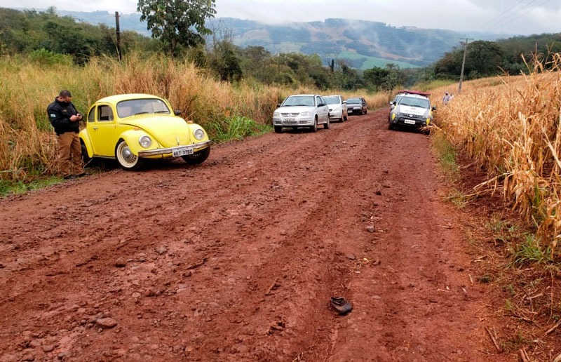 Homem é executado a tiros dentro de veículo em Campo Mourão