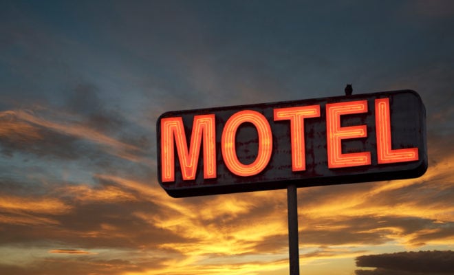 Corpo de mulher é encontrado carbonizado em motel no Paraná