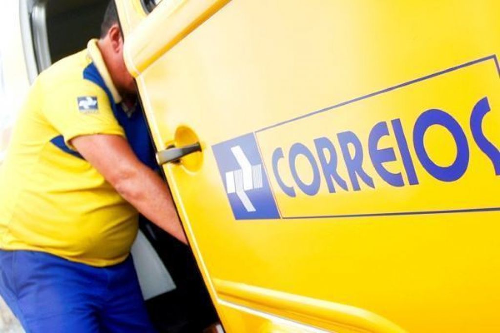 Trabalhadores dos Correios do Paraná entram em greve nesta terça-feira