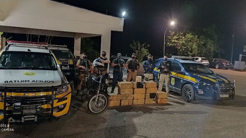 Mais de 300 kg de drogas são apreendidos em Campo Mourão pela Polícia Militar e Policia Rodoviária Federal durante a Operação Sinergia; em Ubiratã a PM  apreendeu 250 kg de agrotóxicos contrabandeados