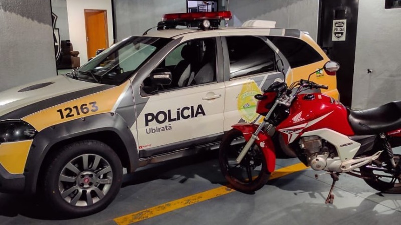 Motocicleta furtada é recuperada pela PM em menos de 10 minutos e 02 são presos em Ubiratã