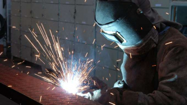 Confiança do empresário industrial recua em janeiro