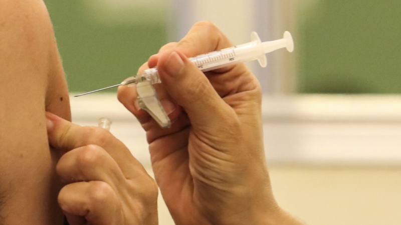 Vacinados contra a covid-19 no Brasil chegam a 22,1 milhões, 10,4% da população