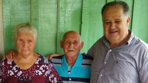 Filho, mãe e pai morrem de Covid na mesma semana no Paraná