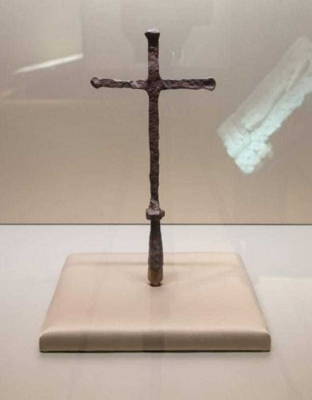 Historeando: Cruz utilizada na primeira Missa celebrada no Brasil no ano de 1500
