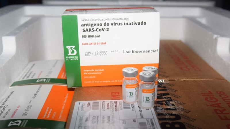Lote com 311.780 imunizantes contra a Covid-19 chega ao Paraná nesta segunda-feira