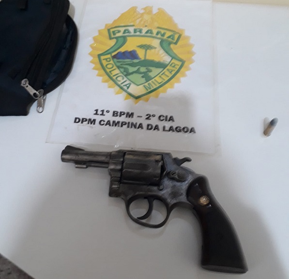 Mulher é presa por porte ilegal de arma de fogo em Campina da Lagoa