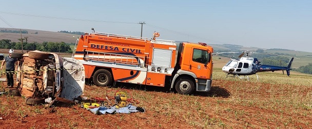 Homem de 45 anos fica gravemente ferido após capotamento entre Nova Aurora e Cafelândia