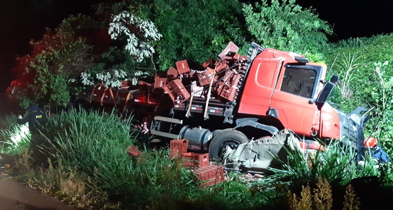 Acidente na BR 369 em Juranda tira a vida de motorista de caminhão