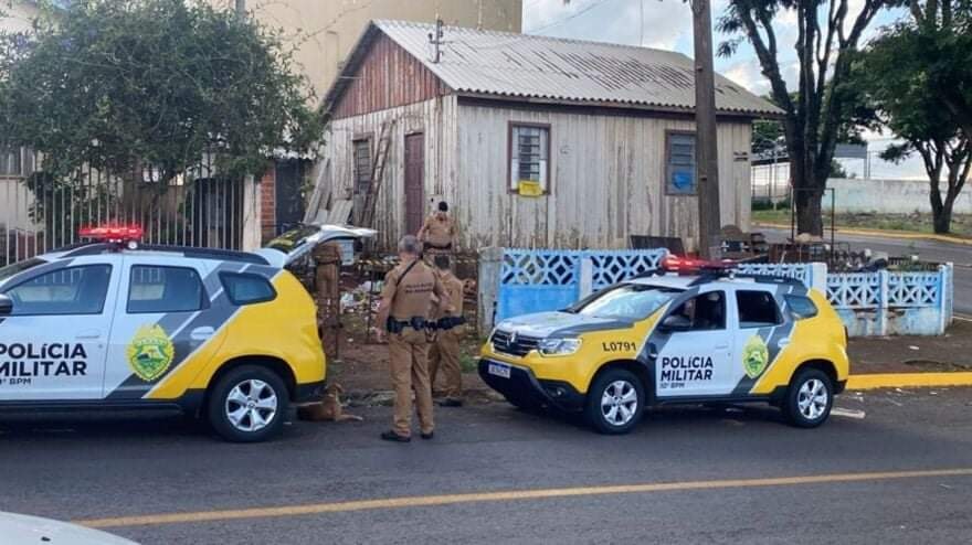 Avó estrangula e mata a pauladas suspeito de tentar estuprar sua neta no Paraná.