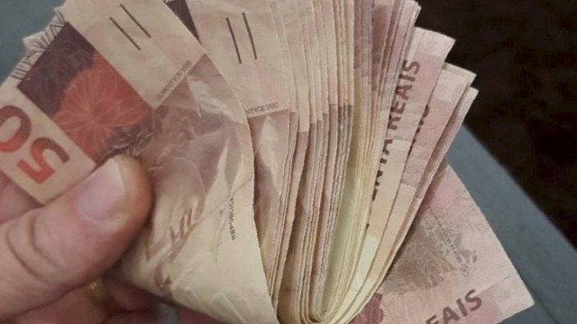 Caixa começa a pagar Bolsa Família de R$ 600 nesta quarta-feira
