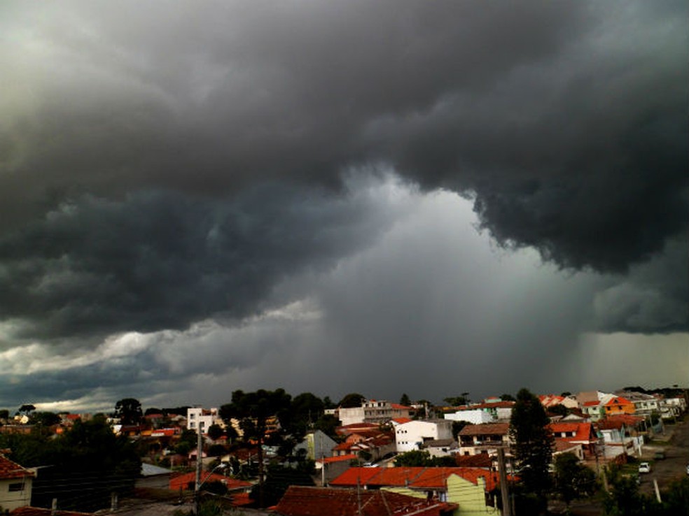 Paraná segue em alerta para tempestades nesta sexta-feira, 21