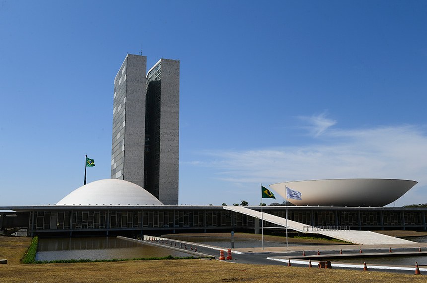 Veja quem são os Deputados Federais eleitos pelo Paraná