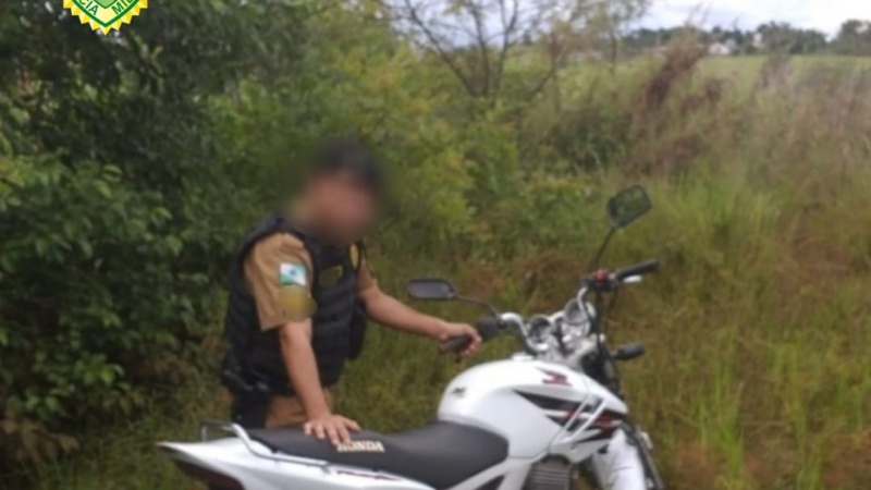 Motocicleta usada em tentativa de homicídio é localizada abandonada em Ubiratã