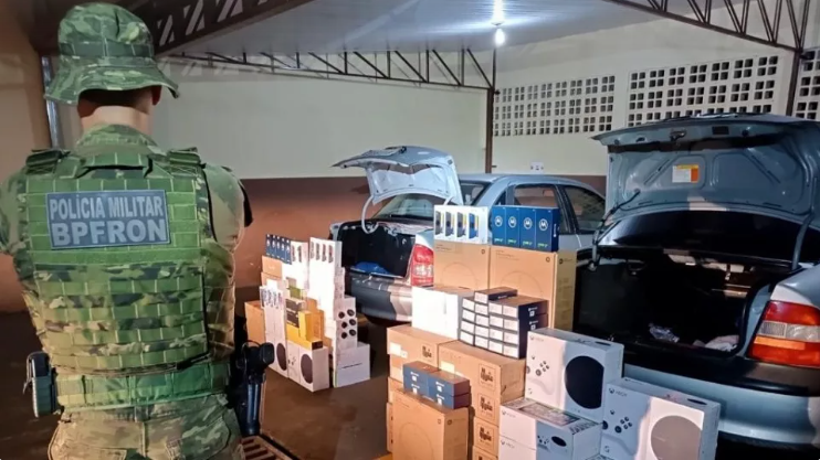 Veículos carregados com eletrônicos contrabandeados são apreendidos pelo BPFron em Ubiratã