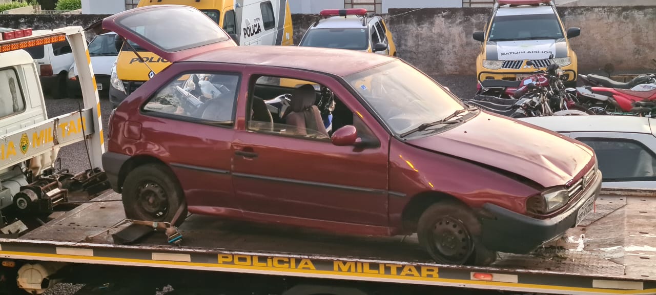 Moto é furtada e recuperada pela policia dentro de carro em Ubiratã