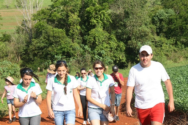 Campina da Lagoa promove domingo Caminhada Internacional na Natureza