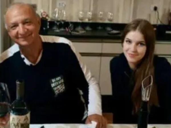 Prefeito do Paraná de 65 anos se casa com adolescente de 16