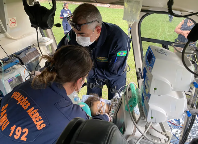 Criança de 2 anos fica em estado grave após tanque cair sobre ela no Paraná