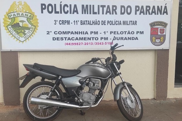 Motocicleta furtada é recuperada e dois são presos em Juranda
