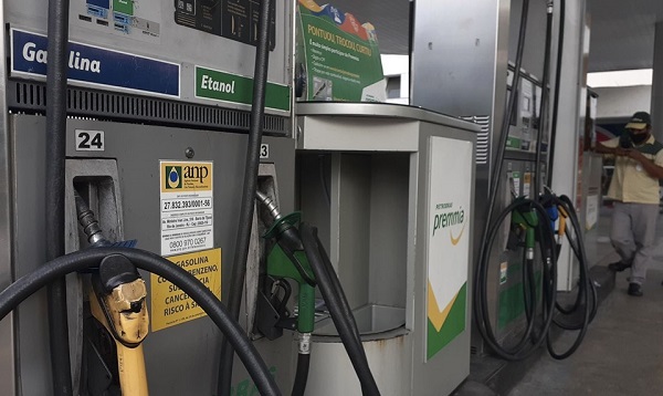 Petrobras reajusta preços da gasolina e do diesel para distribuidoras