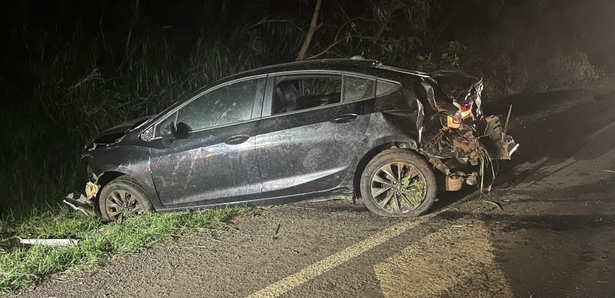 Colisão entre carro e moto deixa dois feridos na BR 369