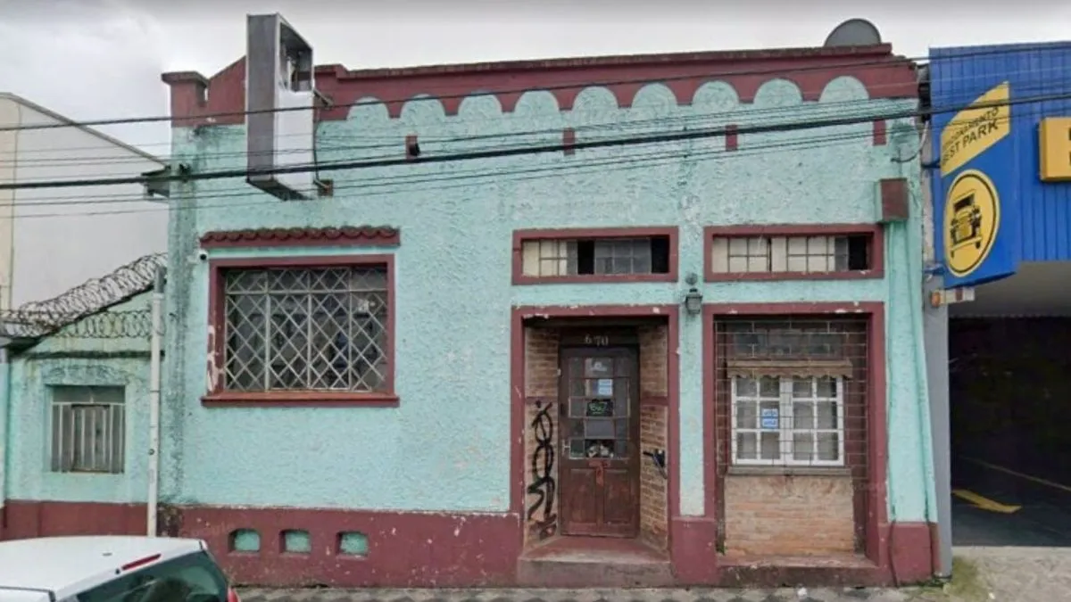 Clássico da boemia curitibana, bar Kapelle fecha após 5 décadas