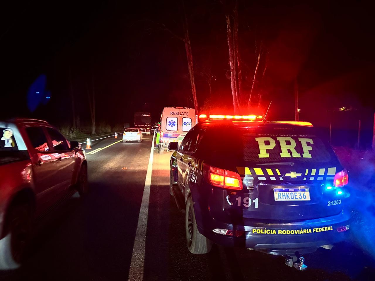 Jovem de 26 anos morre em colisão com carreta no dia do aniversário