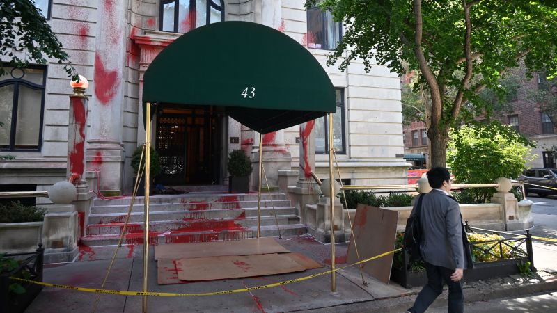 Top New York Times editor’s apartment building vandalized with paint and graffiti