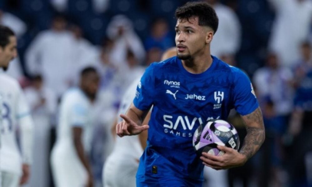 escalações e destaques do jogo