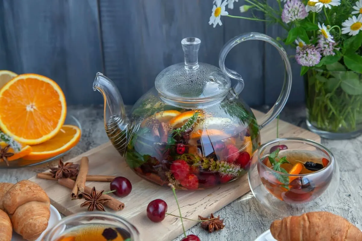 3 chás deliciosos e saudáveis para a primavera 