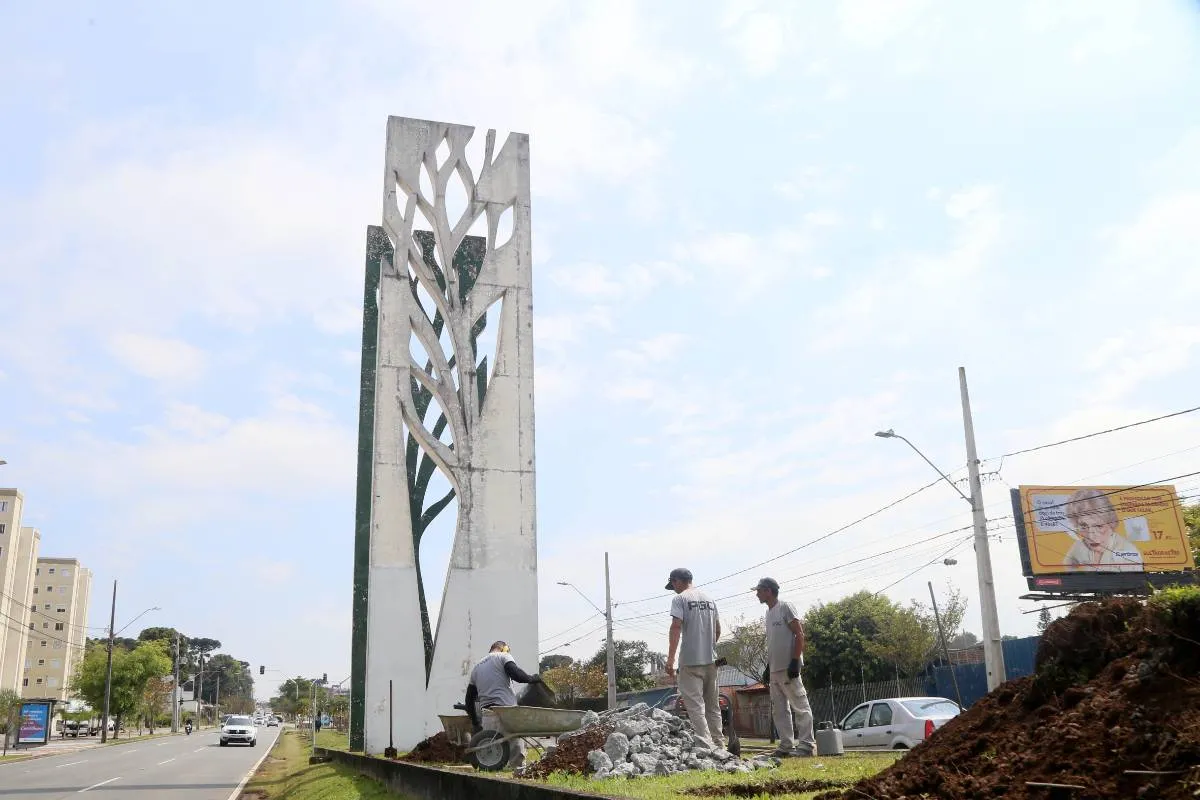 Avenida tradicional de Curitiba vai ganhar monumento vivo