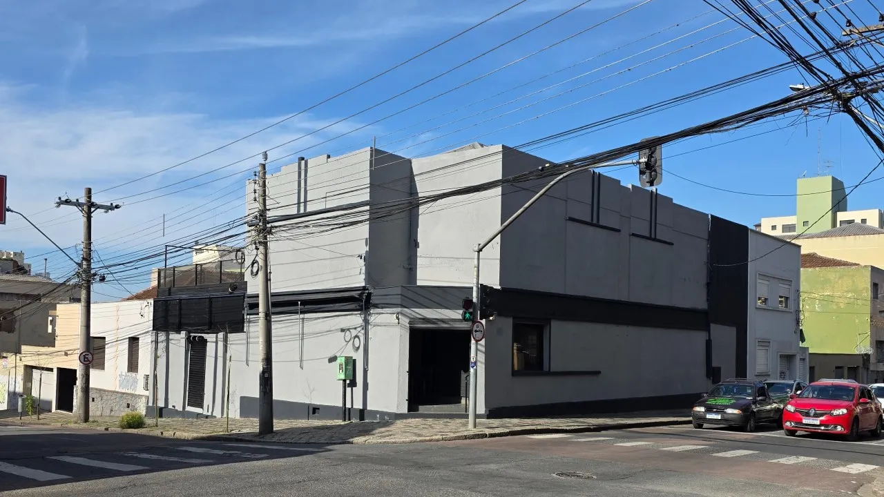 A esquina mais rock’n roll de Curitiba vai voltar a ferver