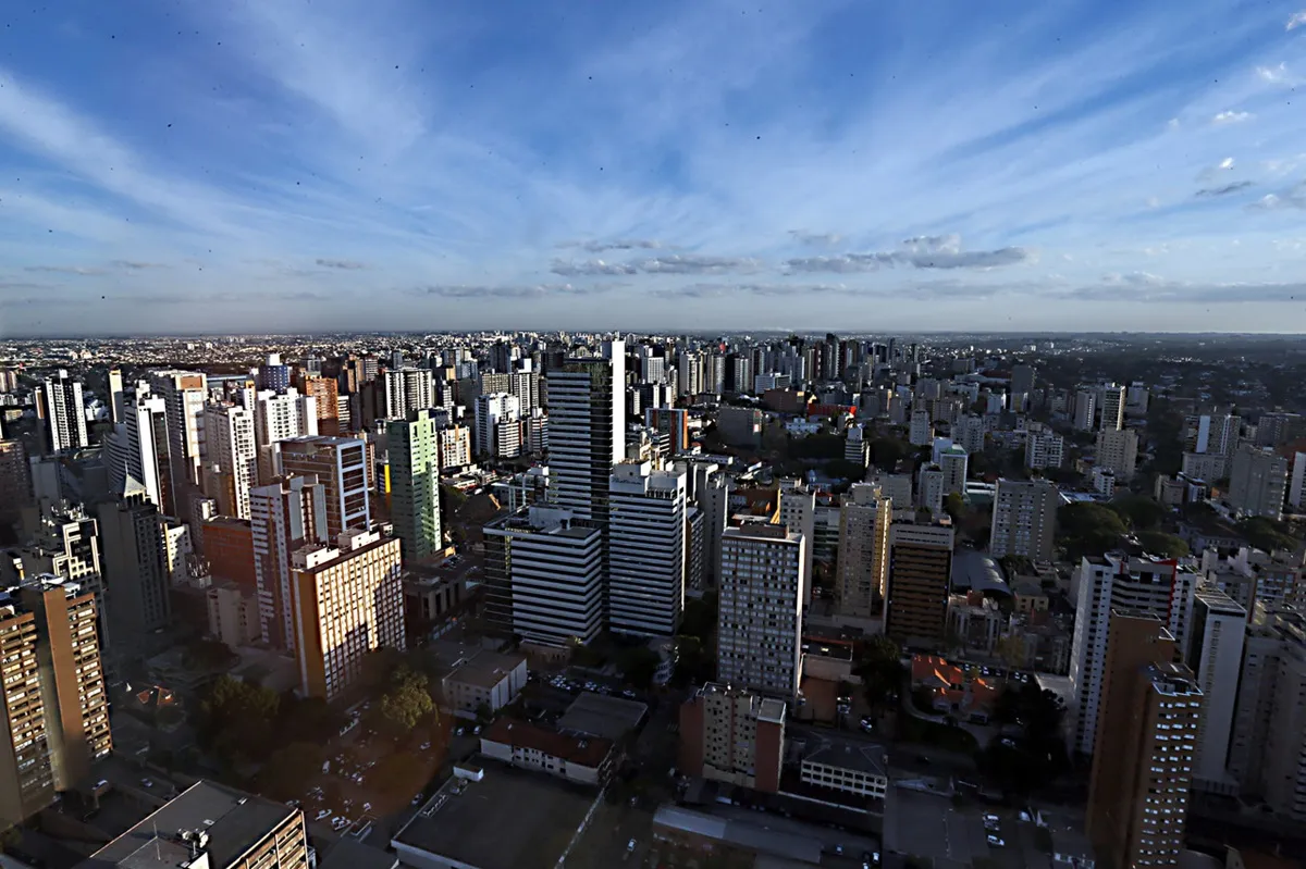 sábado (20) ensolarado com máxima de 29°C