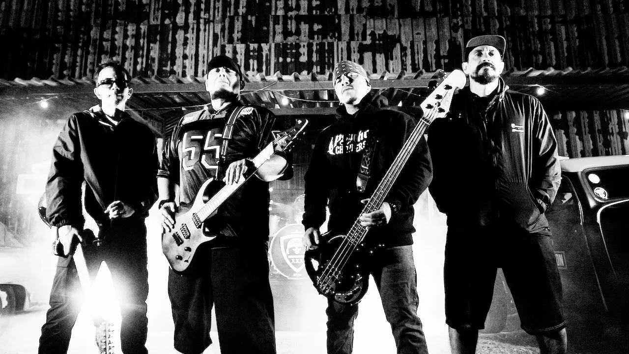 Raimundos é escolhida para abrir shows do Guns N’ Roses