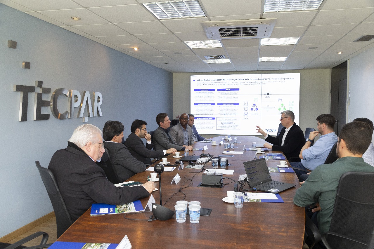 Tecpar e Detran-PR discutem criação de token para registrar histórico de veículos