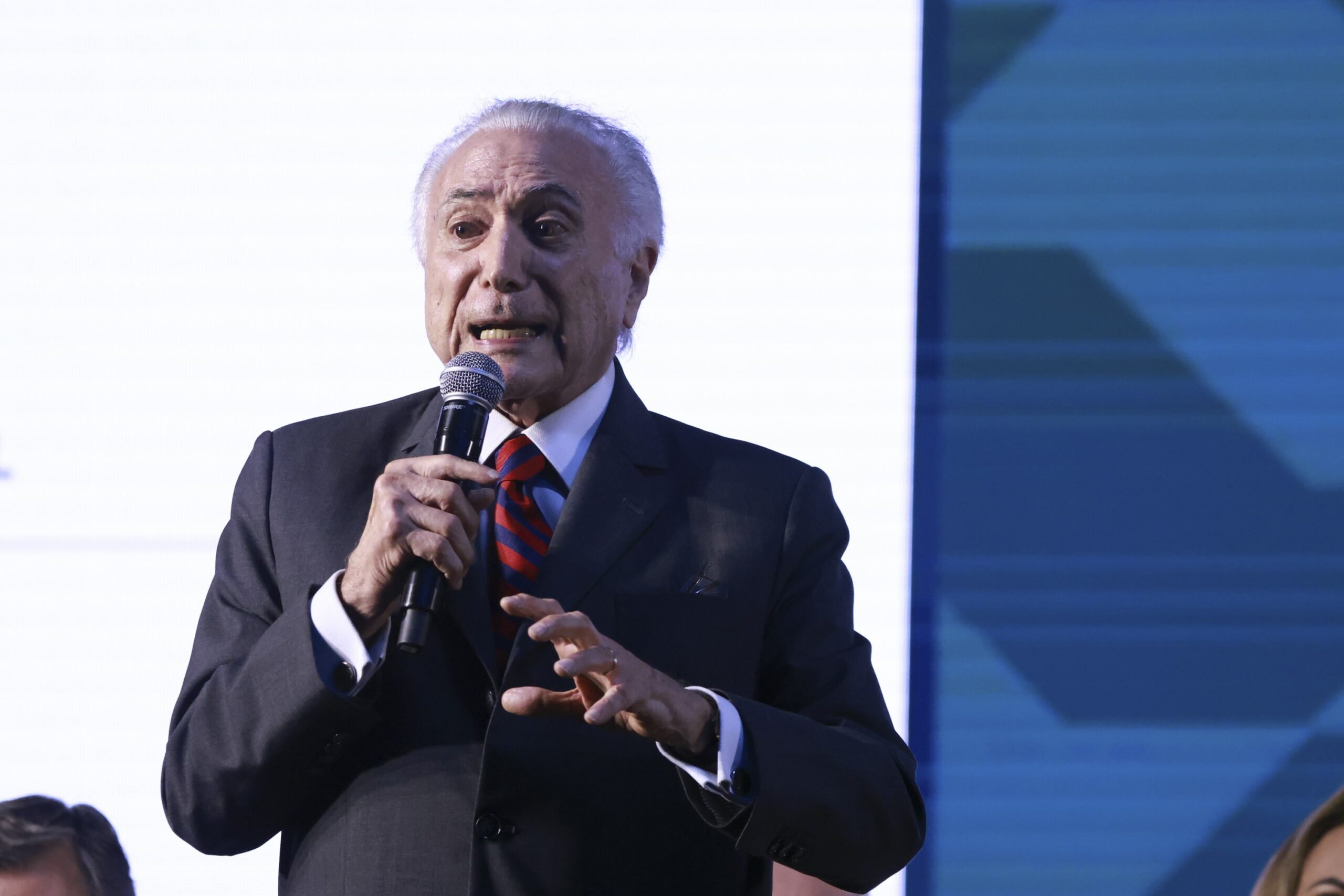 Temer defende repensar projeto da dosimetria após novas sanções dos EUA