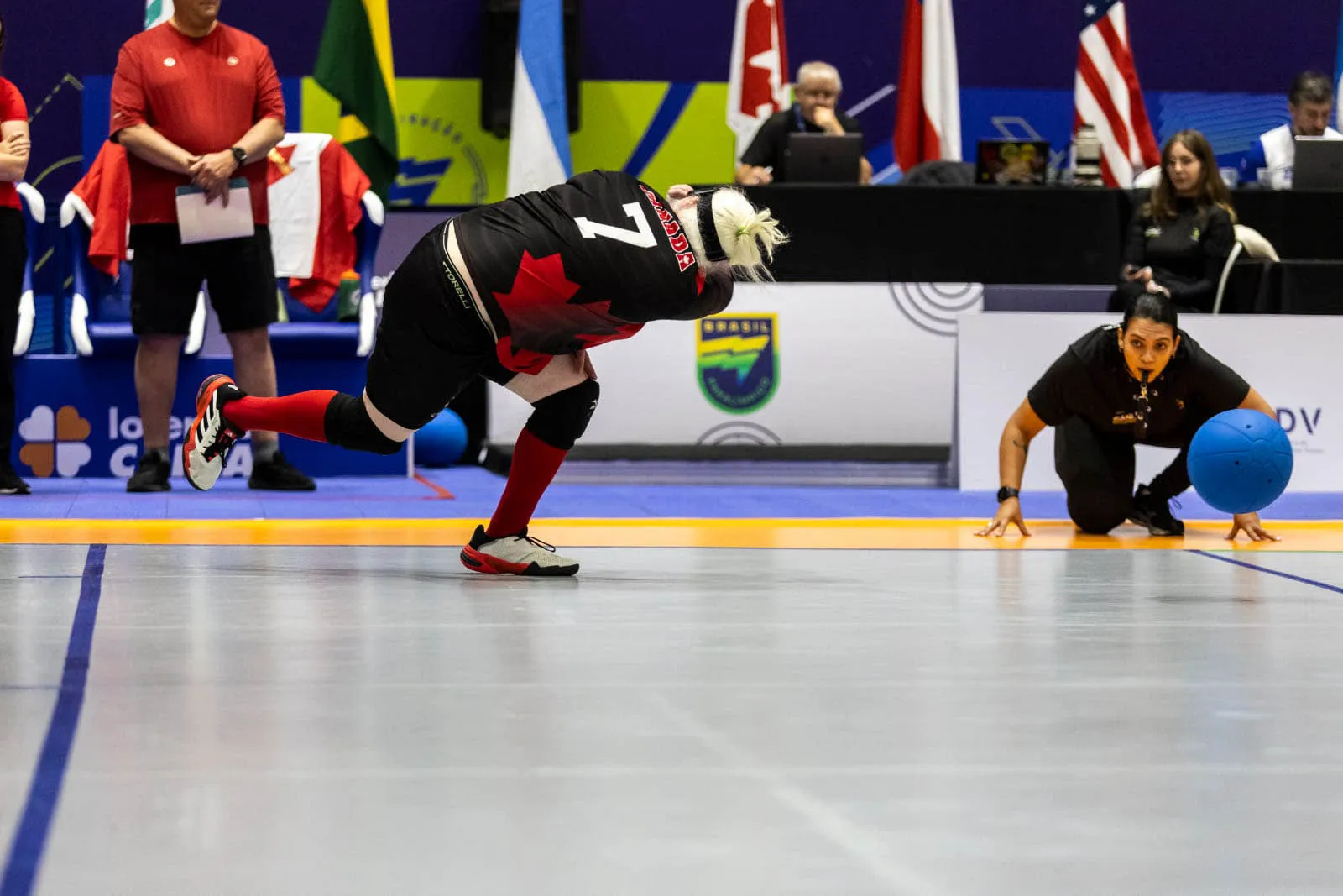 Professora inspira alunos com valores do esporte paralímpico