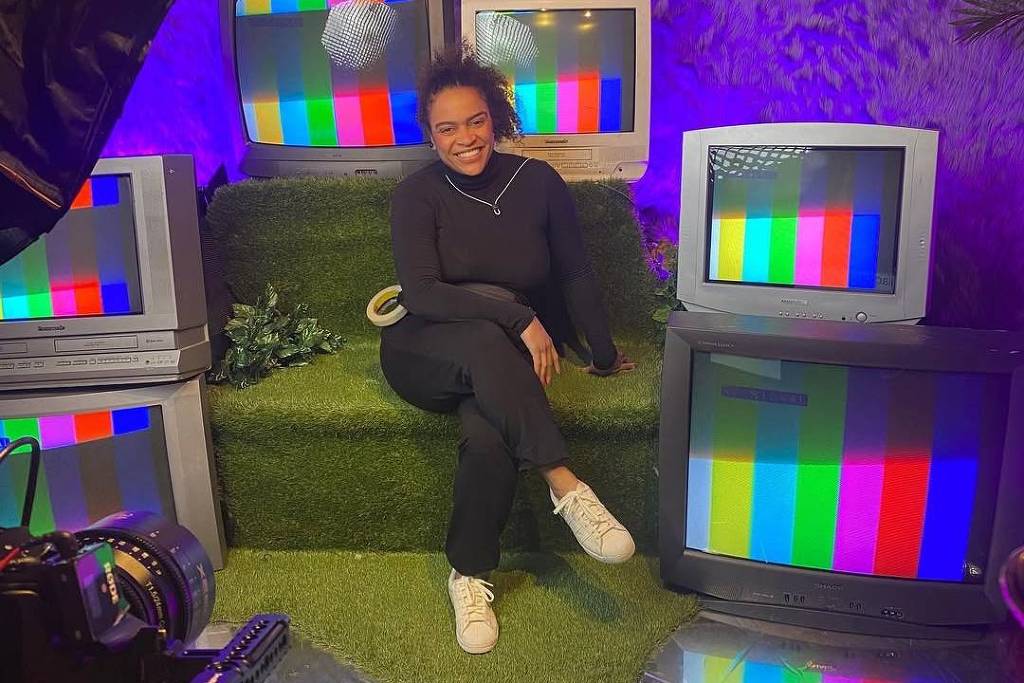 EUA: família de cineasta brasileira detida tenta soltura – 30/09/2025 – Mundo