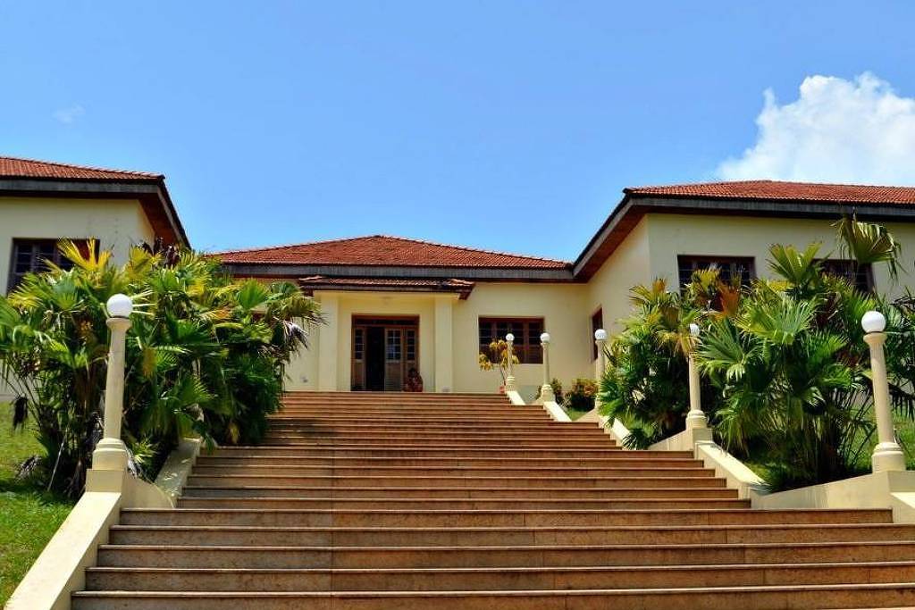 Acre: bebê é descoberto vivo antes de sepultamento – 26/10/2025 – Cotidiano