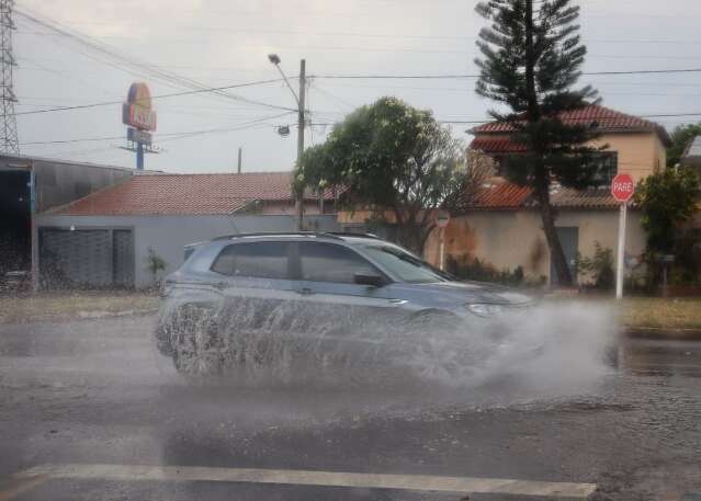 alerta de tempestade atinge 71 cidades de MS nesse domingo, 12