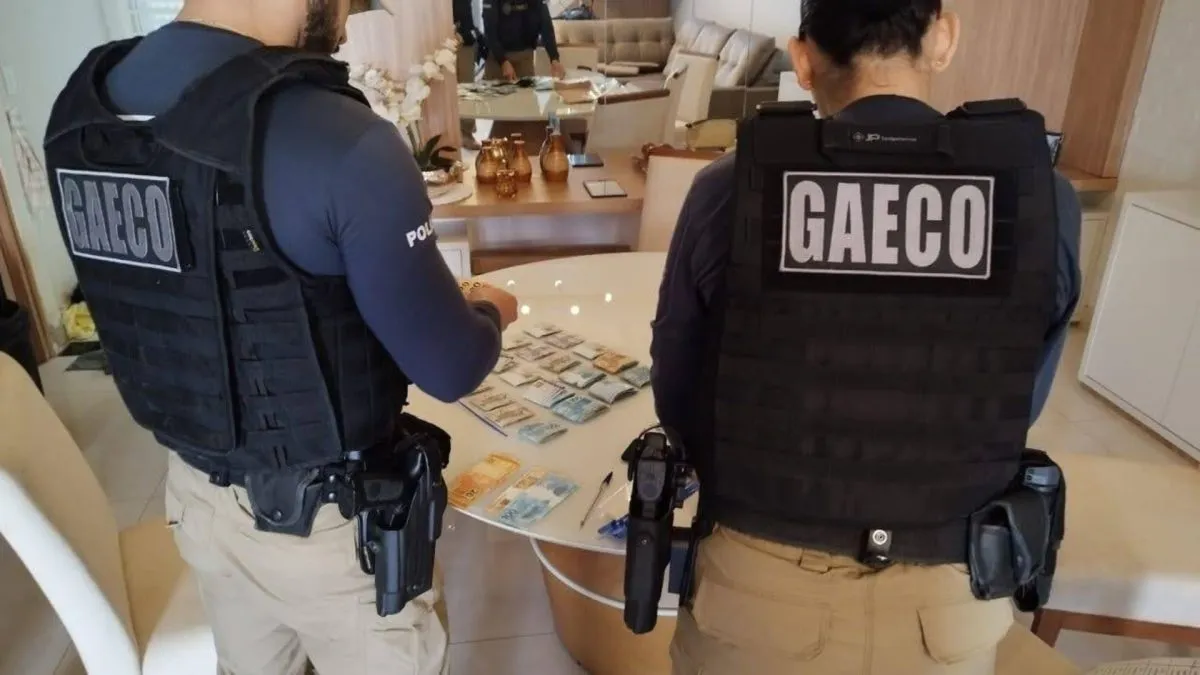 Operação contra facção no Paraná bloqueia R$ 12 milhões