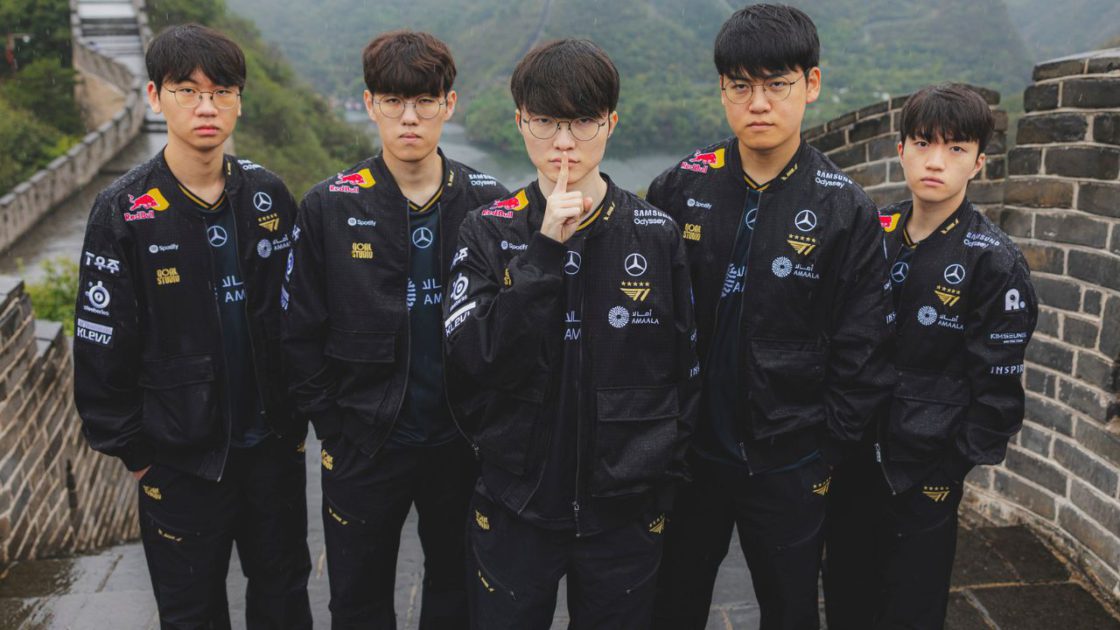 Worlds 2025: Em quinto jogo eletrizante, T1 elimina AL e avança para a semifinal