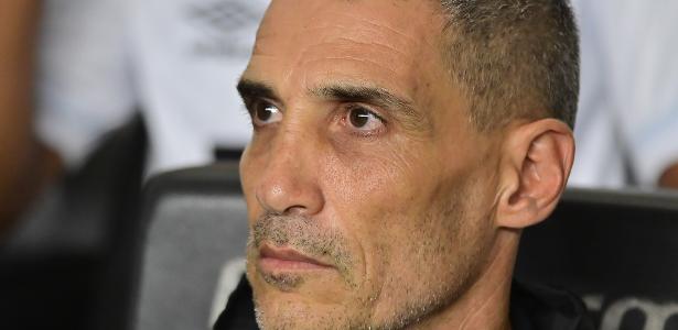 Vojvoda explica entrada de Robinho Jr. só no fim do clássico