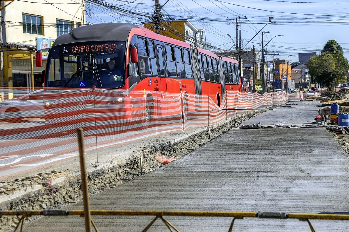 Ruas do Cajuru terão bloqueios para obras do BRT Leste/Oeste