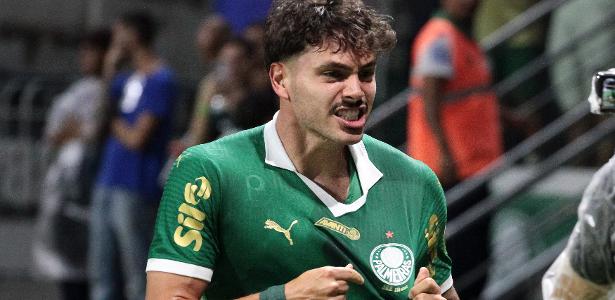 meia tem chance de engatar após ser brecado por Flaco-Roque