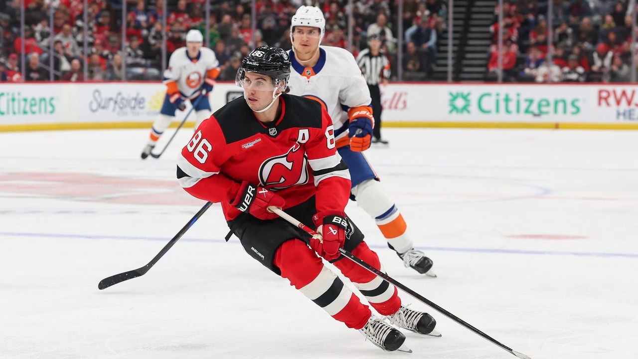 Who Is Jack Hughes, Tate McRae’s Mystery Date? What to Know About the Hockey Player